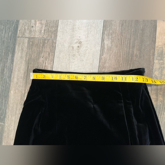 Vintage Laura Ashley Long Skirt Evening Wear Size 10 Black Velvet High Waist - Picture 4 of 10